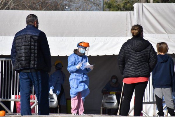 Detectan cinco casos de la variante Delta en Argentina sin nexo con viajeros