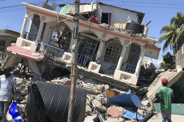Ya son más de 2.000 los fallecidos tras el sismo en Haití