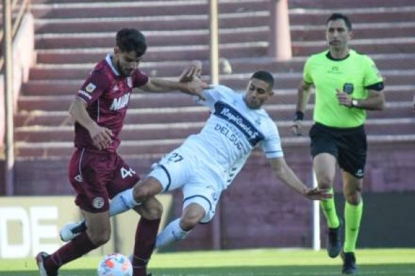 Con gol del correntino López, Lanús es único puntero