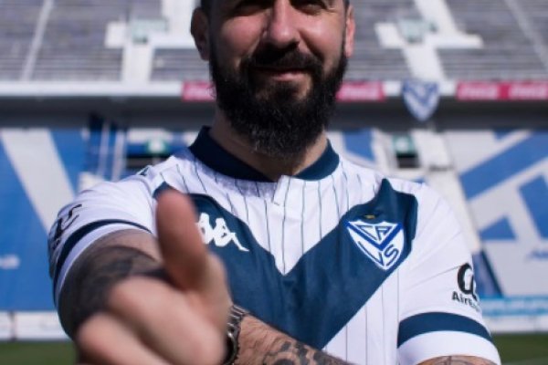 Lucas Pratto arregló con Vélez Sársfield