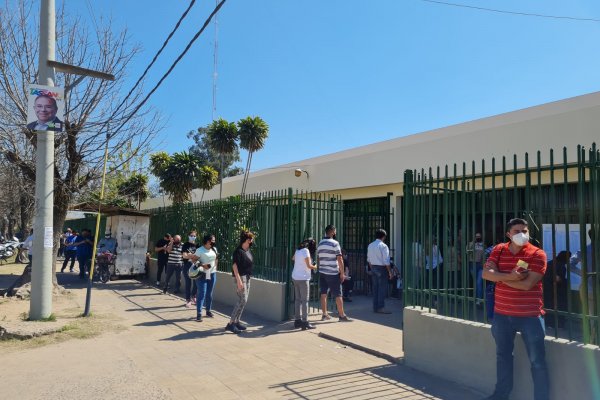 Las filas se deben realizar afuera de las escuelas para agilizar la votación