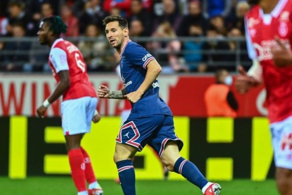Messi debutó en PSG con una victoria ante Reims en la Ligue 1