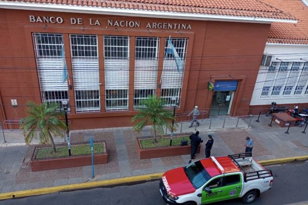 Falsa amenaza de bomba obligó un fuerte despliegue policial en el Banco Nación de Corrientes
