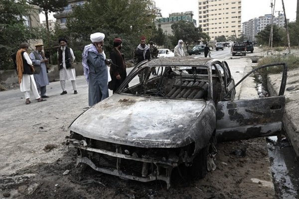 El EI-K reivindicó el ataque con cohetes contra el aeropuerto de Kabul