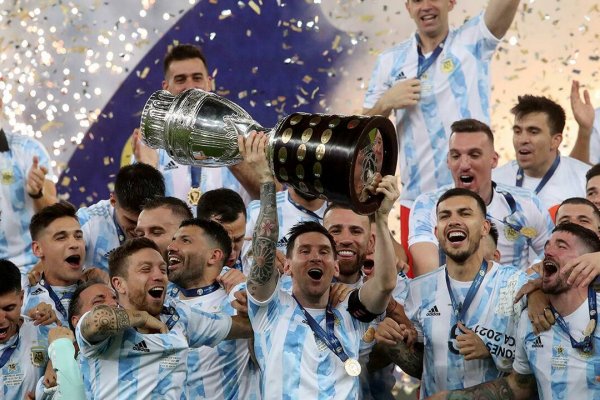 La Argentina campeona de América enfrenta a Venezuela