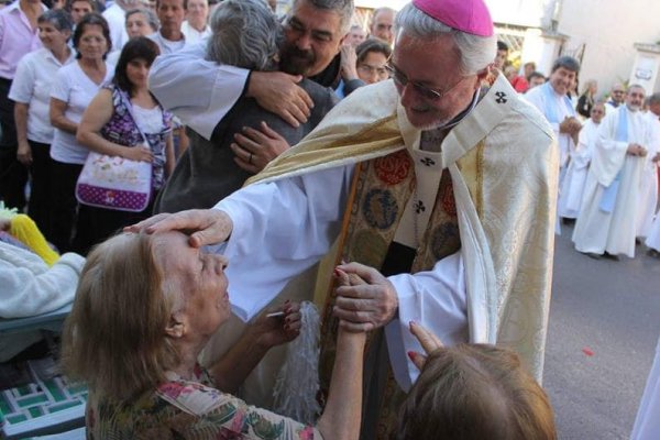 Monseñor Andrés Stanovnik celebra 43 años de ordenación sacerdotal