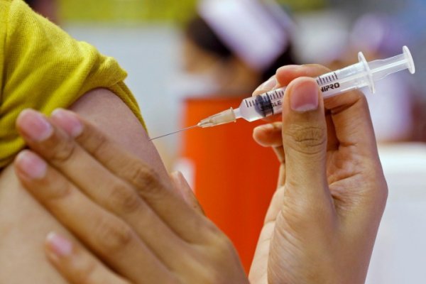 El próximo 20 de septiembre EEUU comenzará a aplicar la tercera dosis de la vacuna