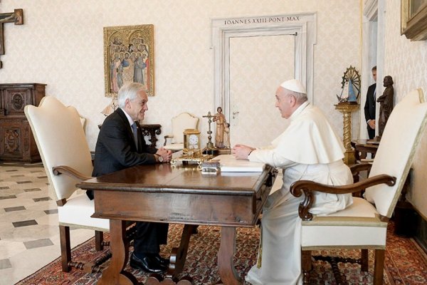 Francisco recibió al presidente chileno Piñera en el Vaticano