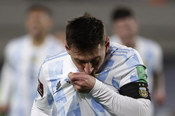 La Selección Argentina goleó a Bolivia ante sus hinchas