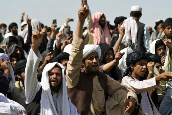 Los talibanes investigan cuentas de exfuncionarios en busca de ganancias ilícitas