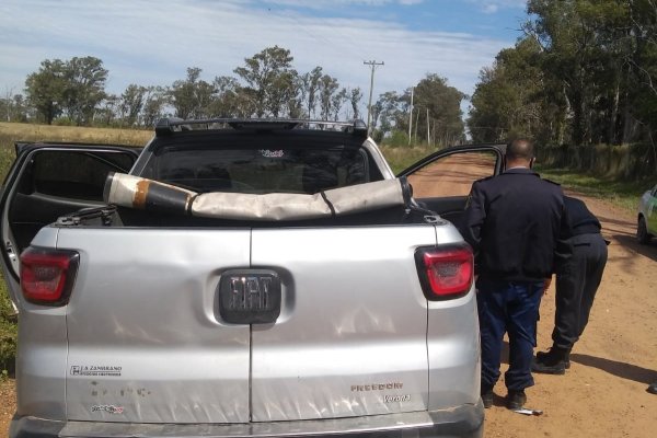 Tras persecución lograron secuestrar una camioneta que tenía pedido de secuestro