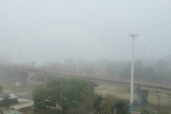 Corrientes amaneció cubierto con una intensa niebla