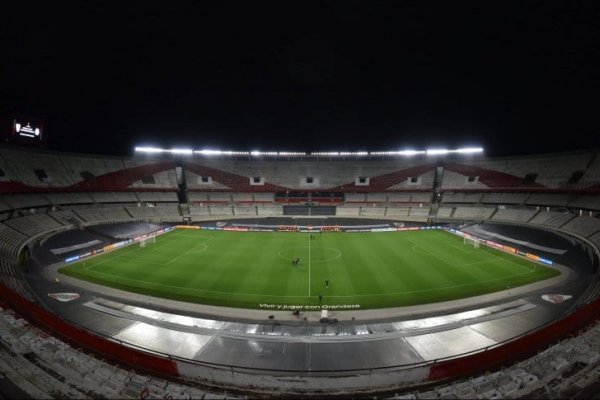 Se acerca la vuelta del público en el fútbol argentino, pero sería después del Superclásico