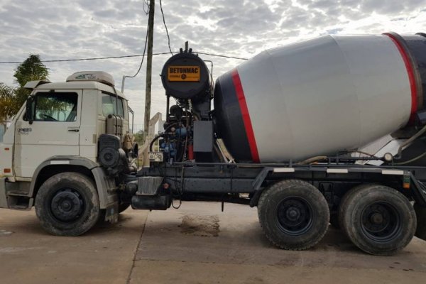 Un obrero perdió un brazo al quedar atrapado en máquina mezcladora