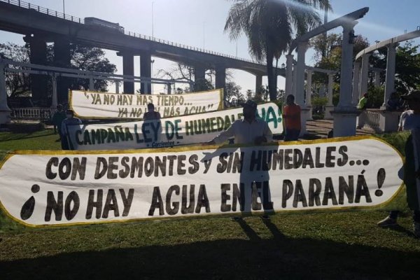 Activistas se movilizaron para reclamar medidas contra el cambio climático