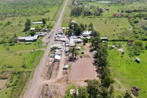 Predio del Gauchito: inician instalación de carpas para la relocalización de los puesteros