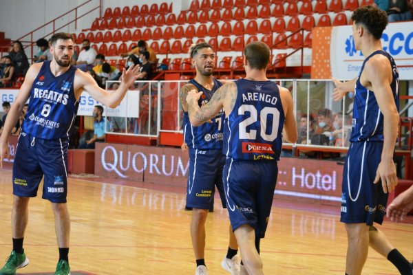 A Regatas se le escapó el juego ante Riachuelo