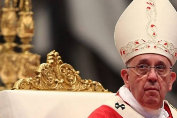 El papa Francisco llamó a atender las urgencias de vacunas, agua y pan en el mundo