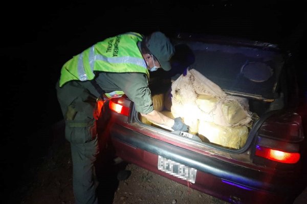 Misiones: Abandonan vehículo cargado con 309 kilos de marihuana