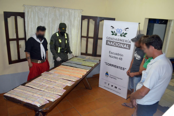 Gendarmería decomisó soja y dinero sin declarar en Corrientes