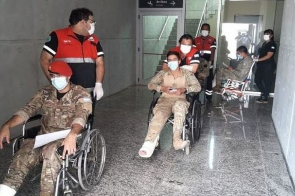 Más de 30 soldados quedaron heridos tras una práctica de paracaidismo