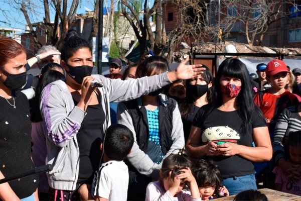 Las mujeres desalojadas en el Barrio 31 de Retiro denuncian amenazas del gobierno porteño