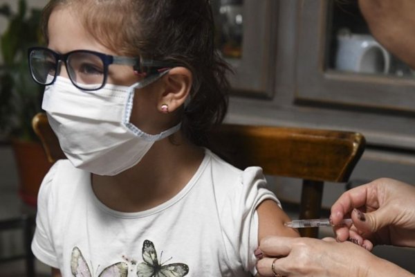 Especialistas celebraron el comienzo de la vacunación en niños y niñas