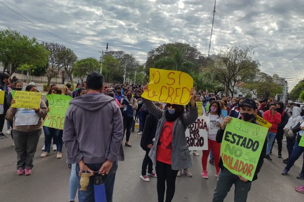 Violación en Caá Catí: Fuerte pedido de justicia frente a Tribunales