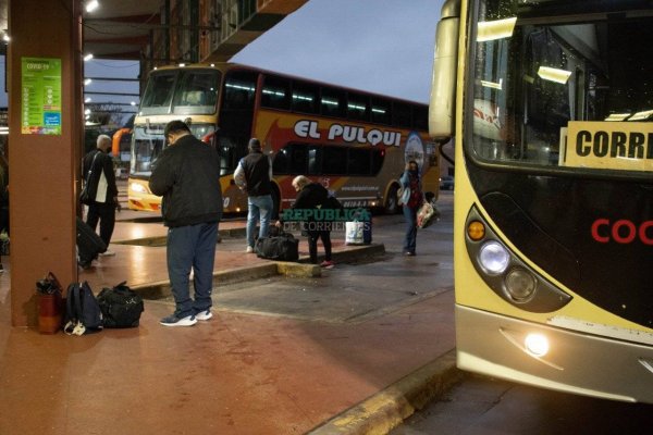 Viajar en micro a Buenos Aires cuesta un 40 % más caro que hace una semana