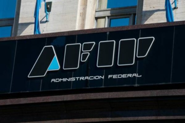 Evasión y fuga, la AFIP investiga las cuentas de argentinos en el exterior