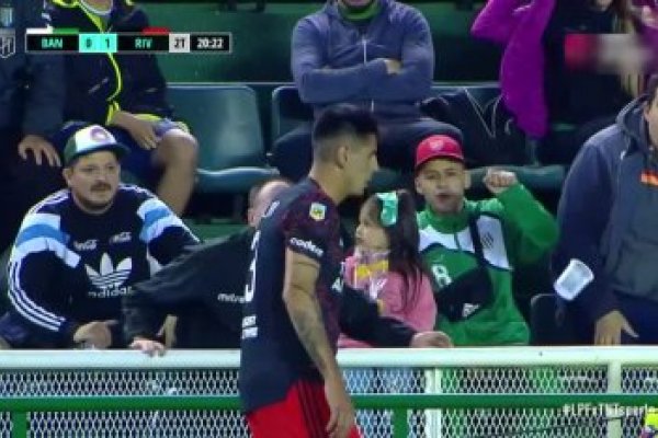 Escupidas, insultos y arrojo de cosas: el comunicado de Banfield por lo sucedido ante River