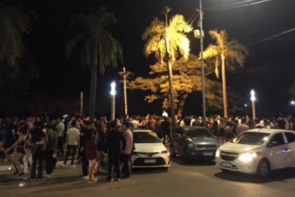 Una noche sin pandemia en Corrientes