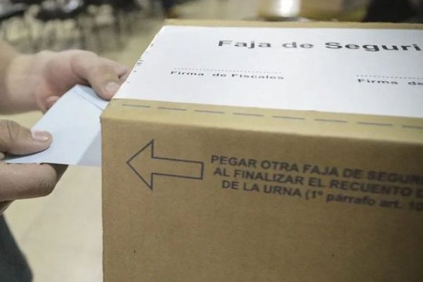 Corrientes: Polémica por el uso de instituciones públicas para campaña