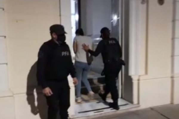 Mujer detenida al intentar ingresar droga a la Unidad Penal
