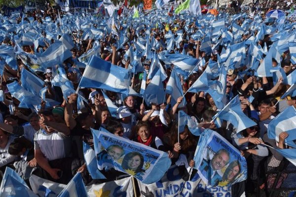 Fernández confirmó que habrá acto el 17 de octubre