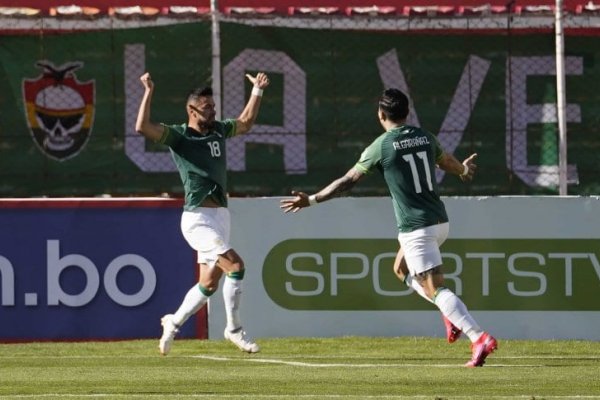 Bolivia goleó a Paraguay en La Paz