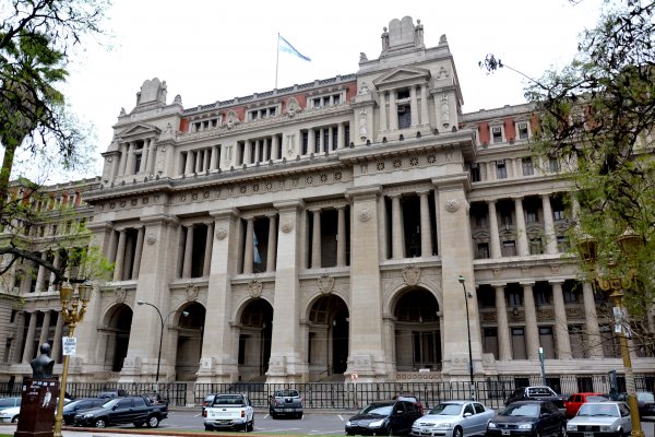 La Corte Suprema dispuso el regreso de la presencialidad plena a los tribunales