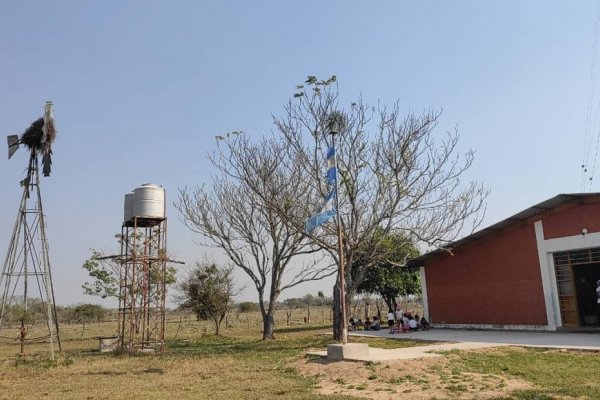 Robaron la bomba de agua de una escuela rural