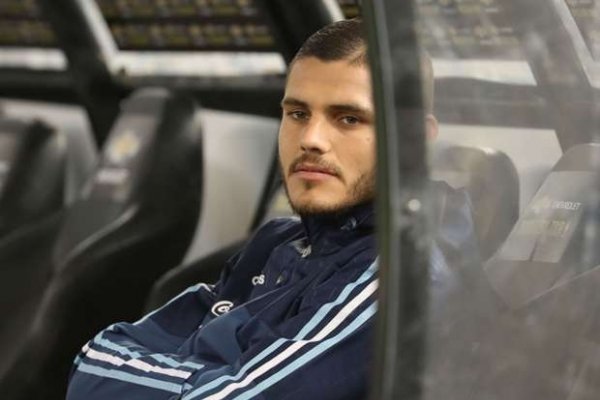 Tras varios días de crisis, Mauro Icardi reapareció en la práctica del PSG