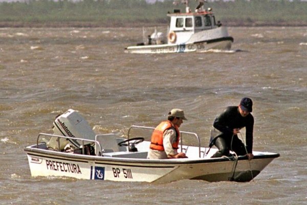 Hallaron el cuerpo de un hombre que cayó de una piragua en el Paraná