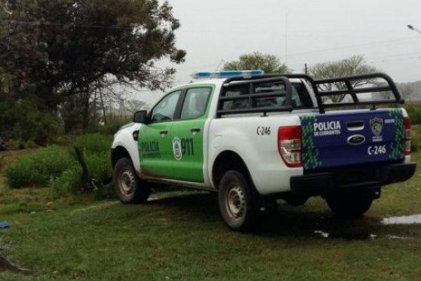 Policía detenido por cuatrero