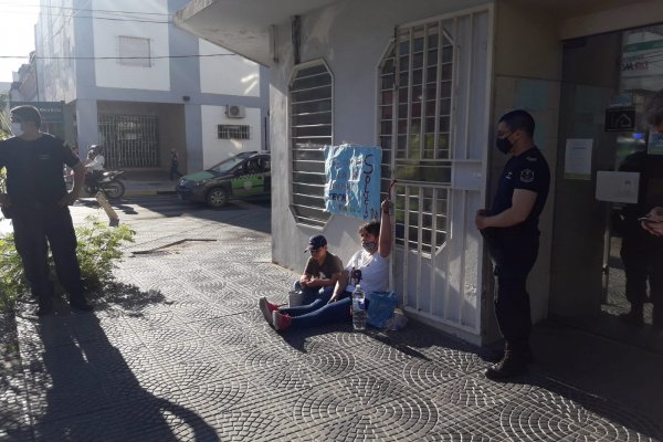 INVICO: Desesperado pedido de una madre por una vivienda