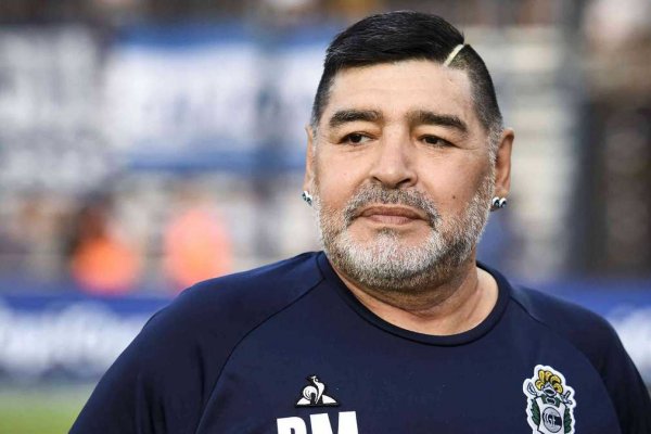 El asistente personal y un sobrino de Maradona complicaron a médicos y enfermeros