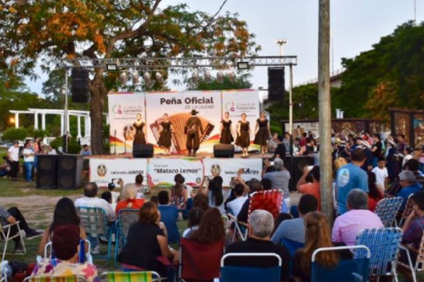 La serenata dominguera tiene nueva cita en el paseo Arazaty