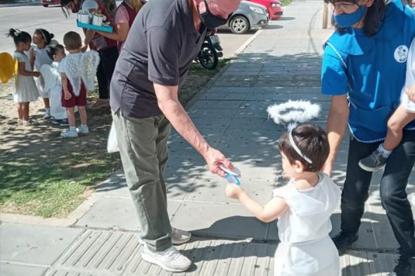 Un grupo de Ángeles Somos visitó el Barrio Mil Viviendas de Capital