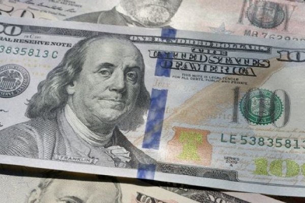 El dólar blue alcanzó un nuevo récord y trepó a $ 205