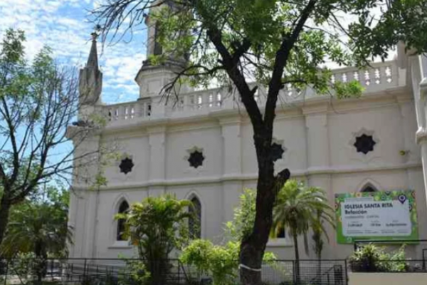 Refaccionan la iglesia Santa Rita