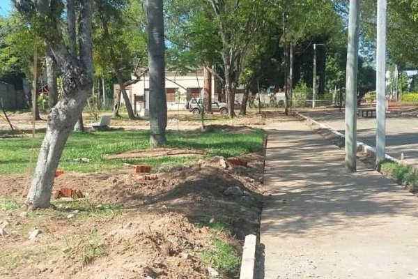 Inician la remodelación de las principales plazas de Santa Ana