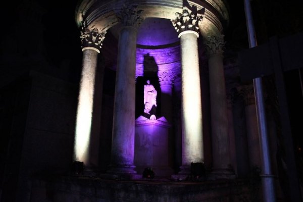 Realizarán un recorrido guiado por el cementerio San Juan Bautista