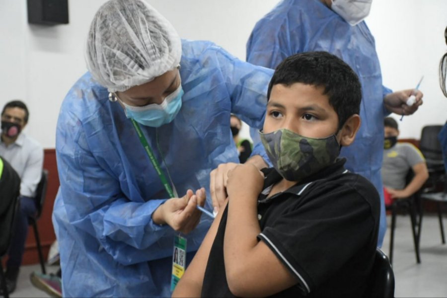 Habilitarán nuevos turnos de vacunación para menores de edad en Corrientes